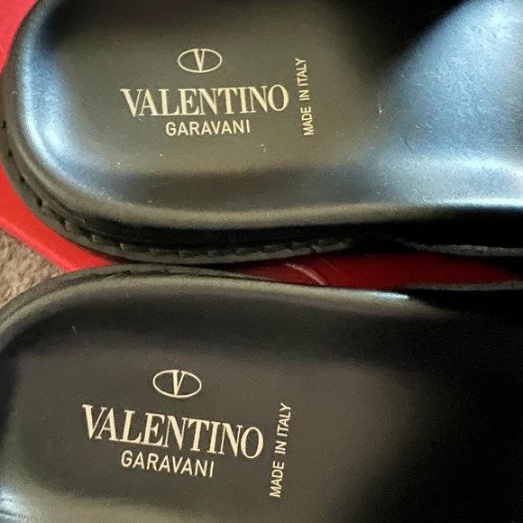 Valentino Garavani Black Slide Sandals main image 6